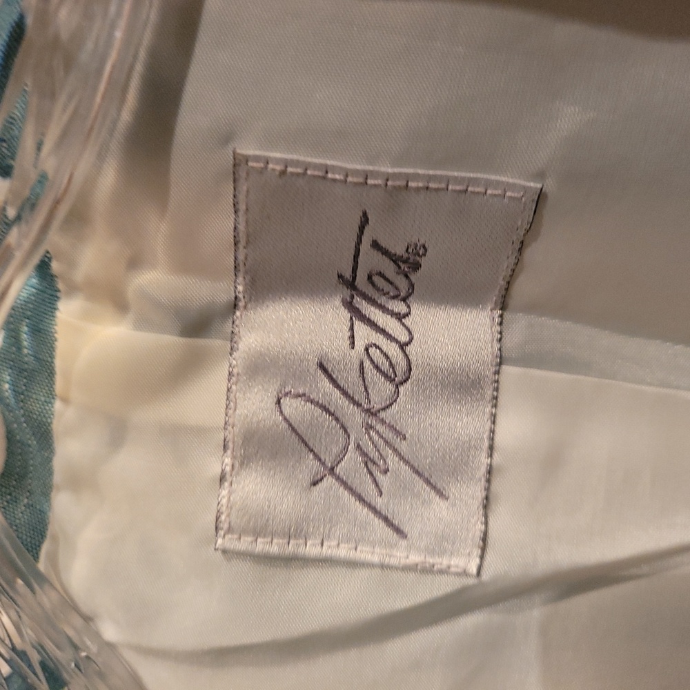 Blazer - Picture 6 of 6